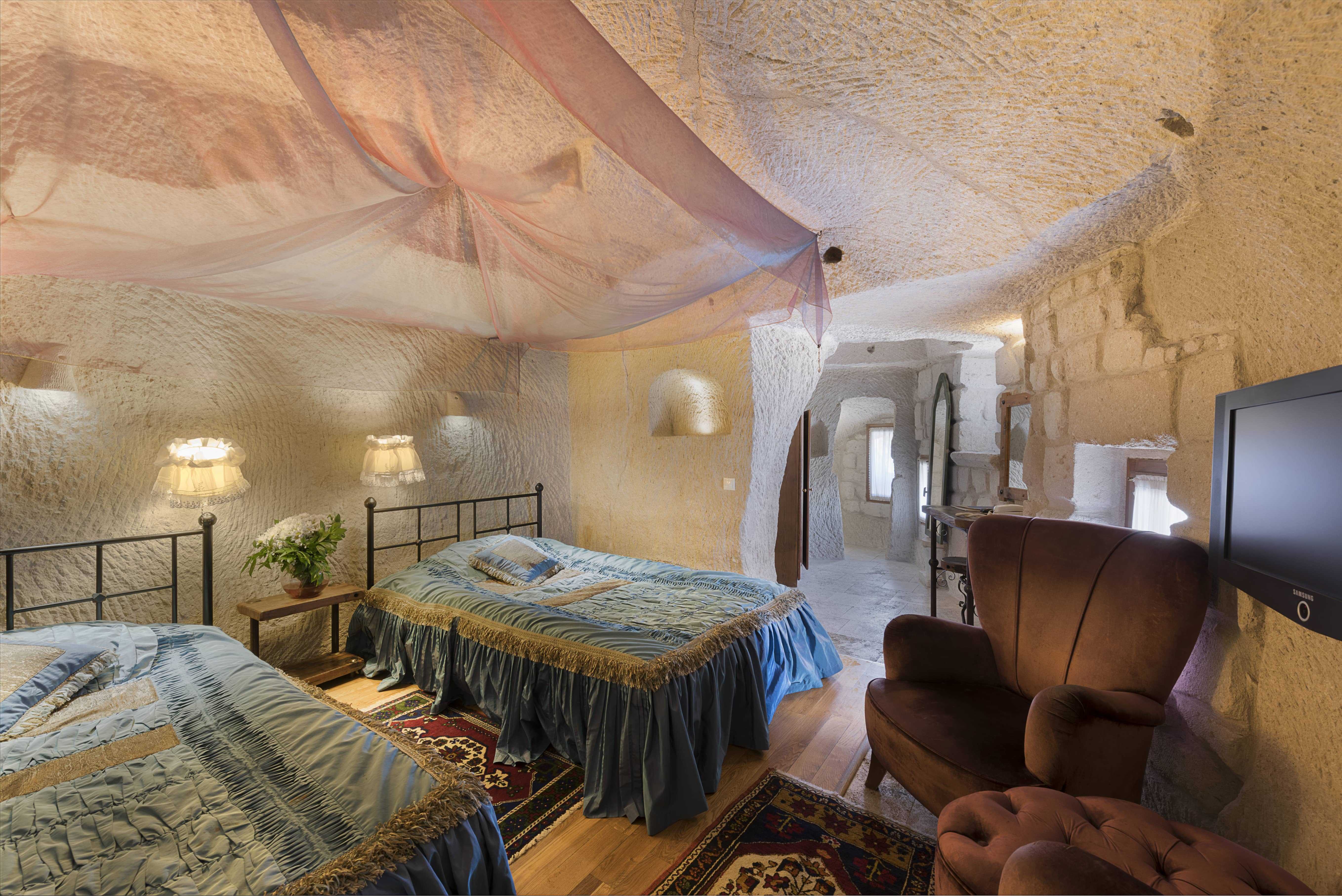 Standart Cave Suites